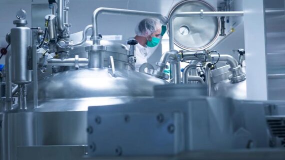 Processo de Produção: Guia Completo com Tipos e Como Otimizar